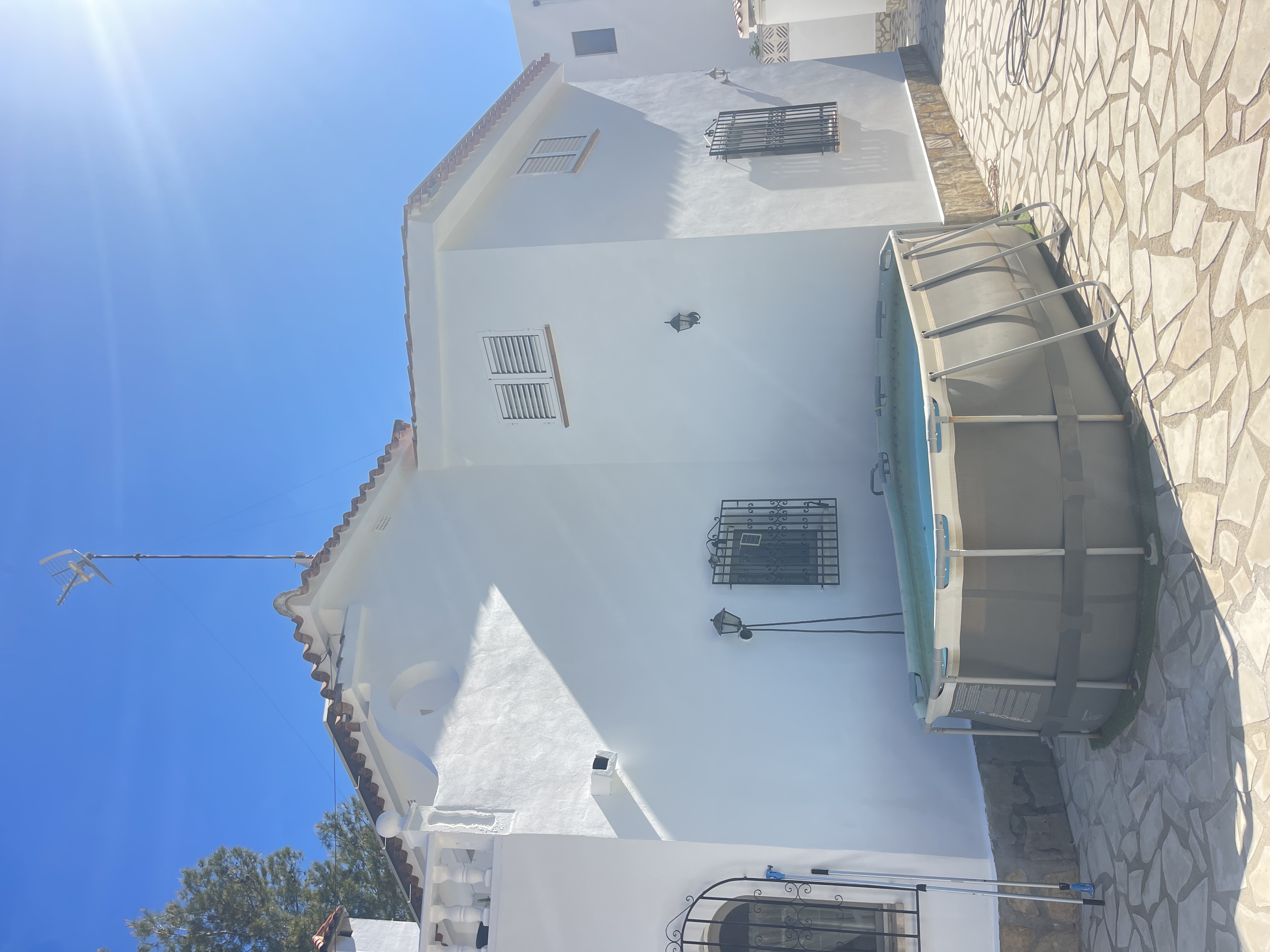 Pintura de fachada después — villa Costa Blanca