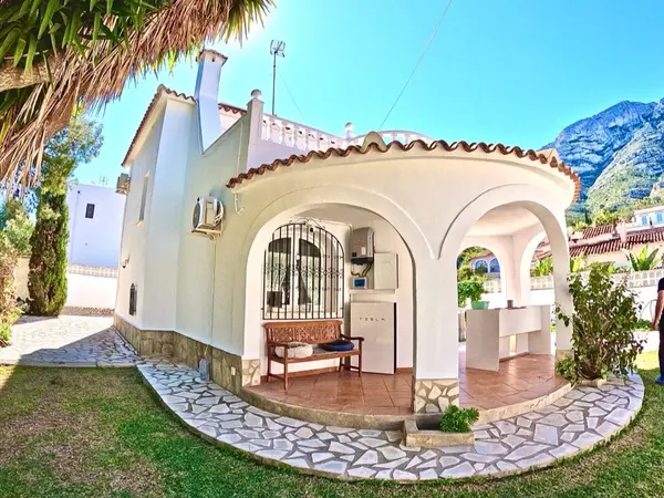 Fachada de casa en Benidorm — Benidorm